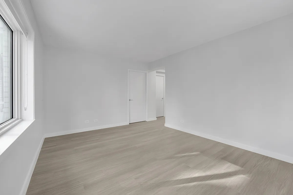 Copy of 165 East 66th Street, Unit 16a - Photo 6