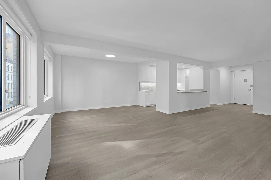 Copy of 165 East 66th Street, Unit 16a - Photo 3