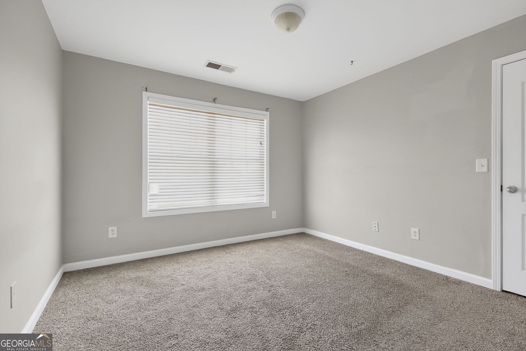 1136 Mason Lee Avenue - Photo 11