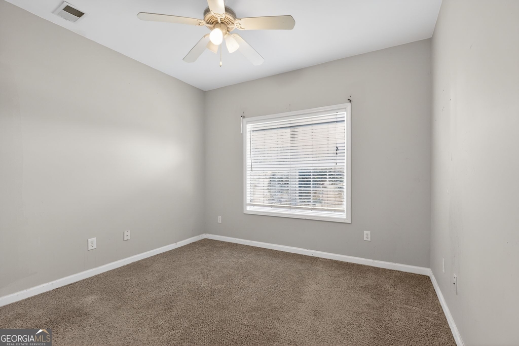 1136 Mason Lee Avenue - Photo 12