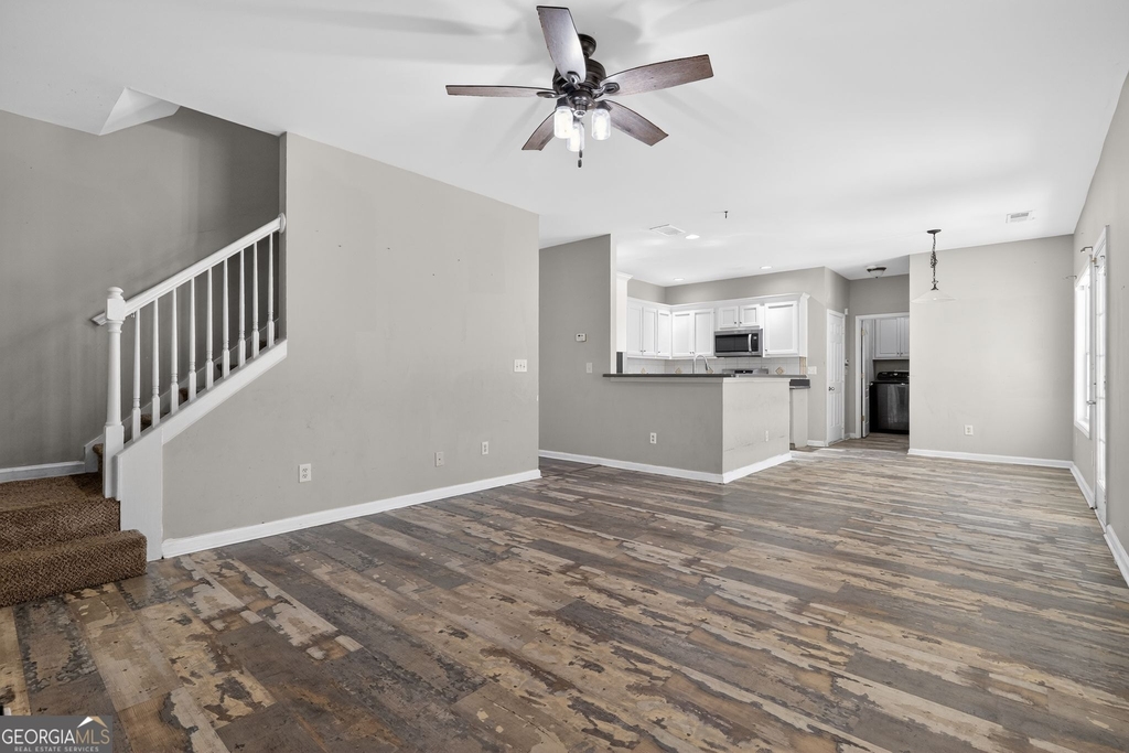 1136 Mason Lee Avenue - Photo 10