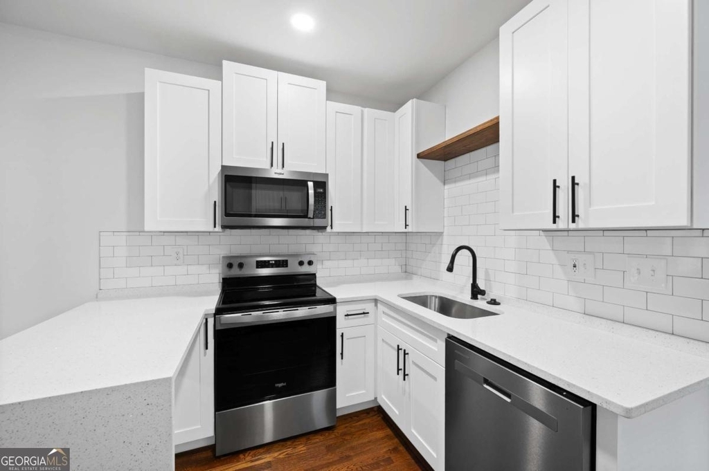 405 4th Street Ne - Photo 5
