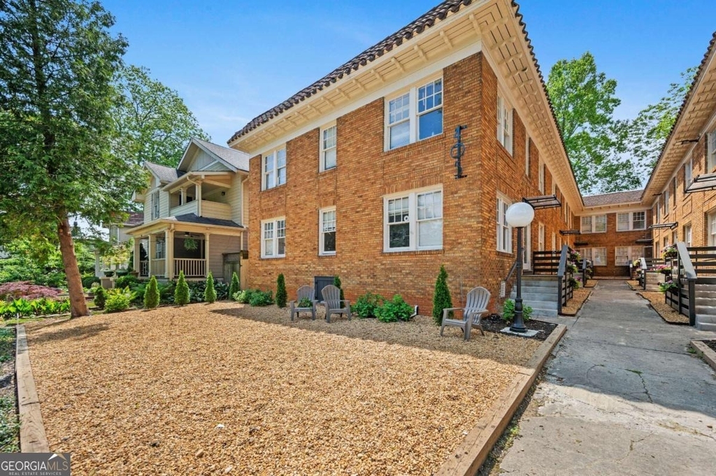 405 4th Street Ne - Photo 11