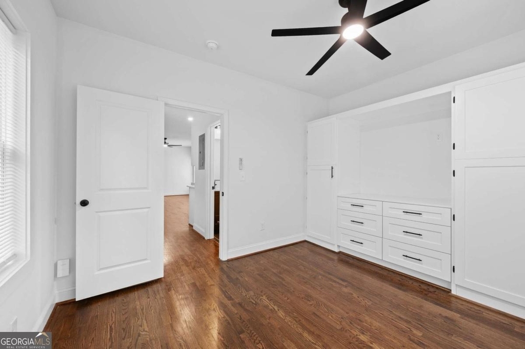 405 4th Street Ne - Photo 8