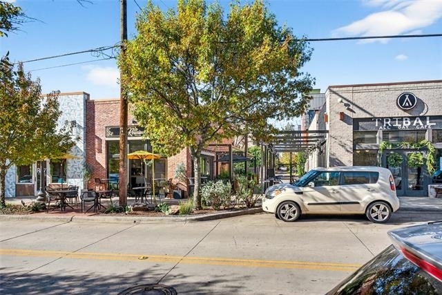 439 W 9th Street - Photo 25