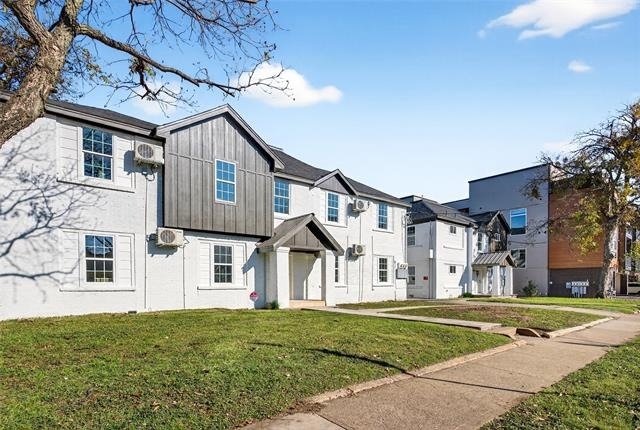 439 W 9th Street - Photo 18