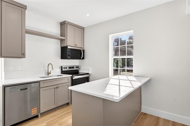 439 W 9th Street - Photo 17