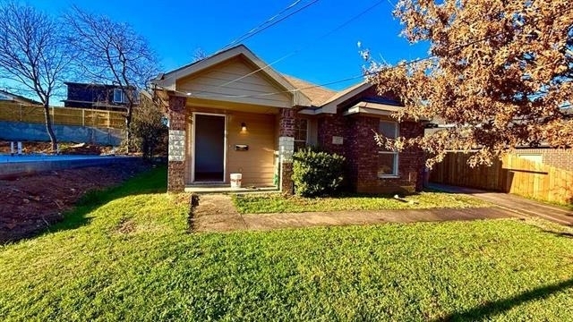 1511 Doyle Avenue - Photo 0