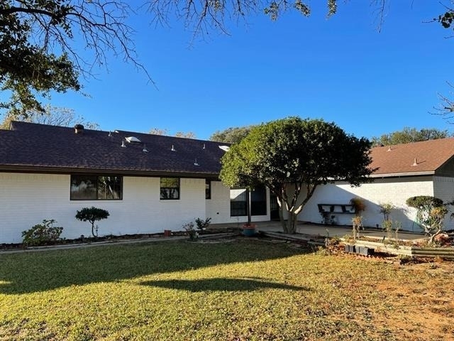 7380 Fm 424 - Photo 2