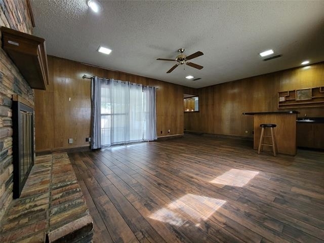 738 Hawthorne Lane - Photo 19