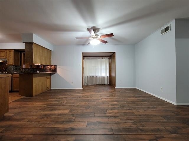 738 Hawthorne Lane - Photo 6