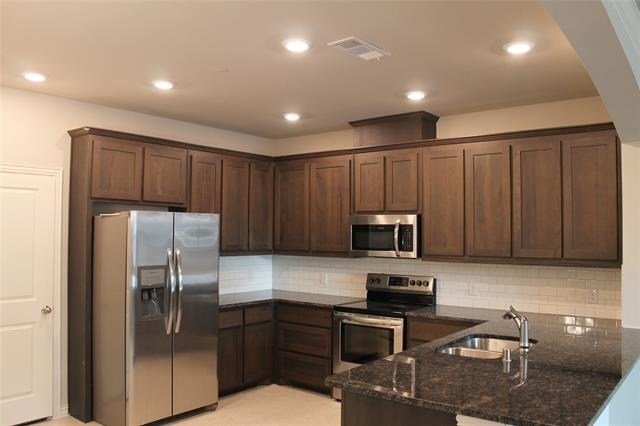 825 Ben Lane - Photo 8