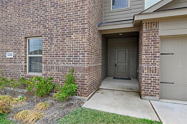 1401 Old Trail Road - Photo 3