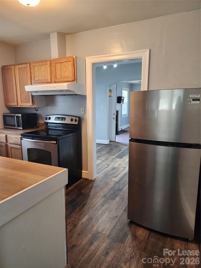 3024 Parkway Avenue - Photo 6