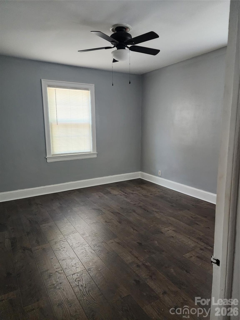 3024 Parkway Avenue - Photo 11