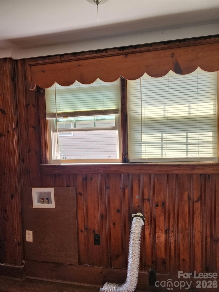 3024 Parkway Avenue - Photo 3