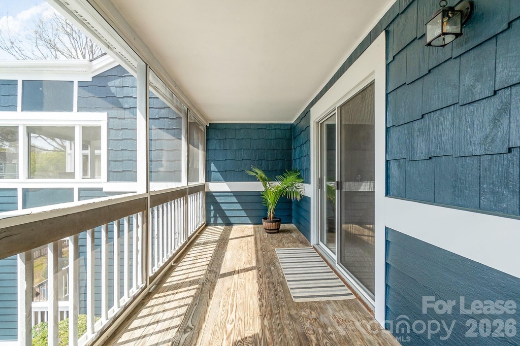 17544 Tuscany Lane - Photo 16