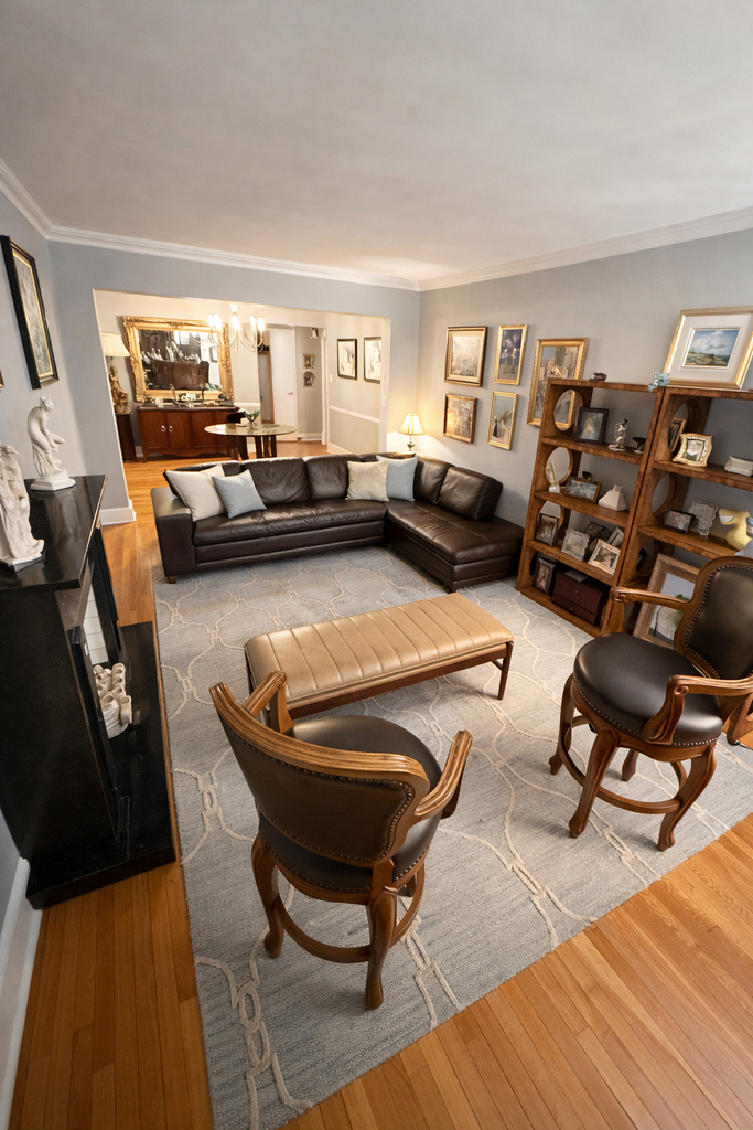 East 54th Street - Photo 7
