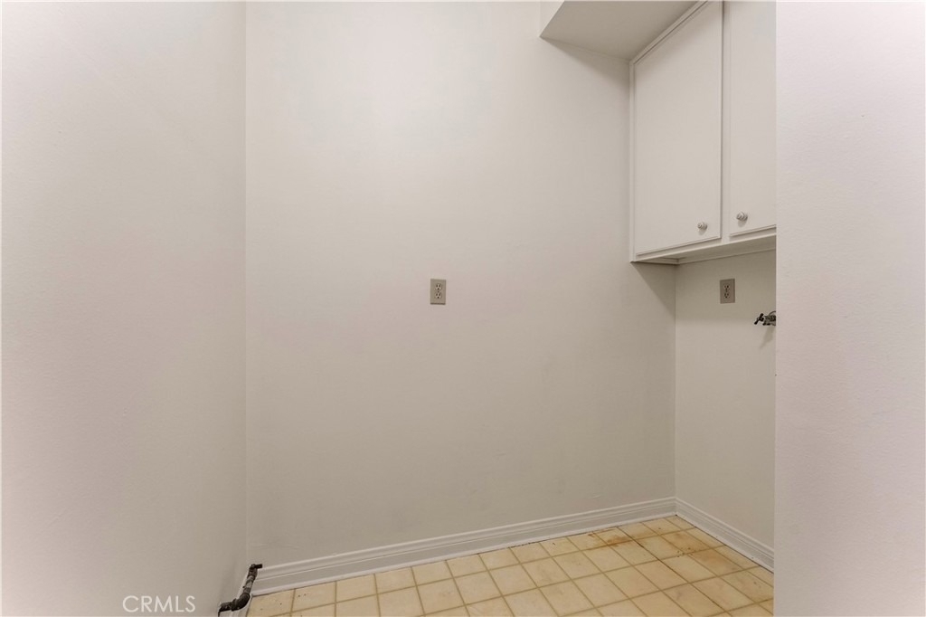 1567 Westholme - Photo 11