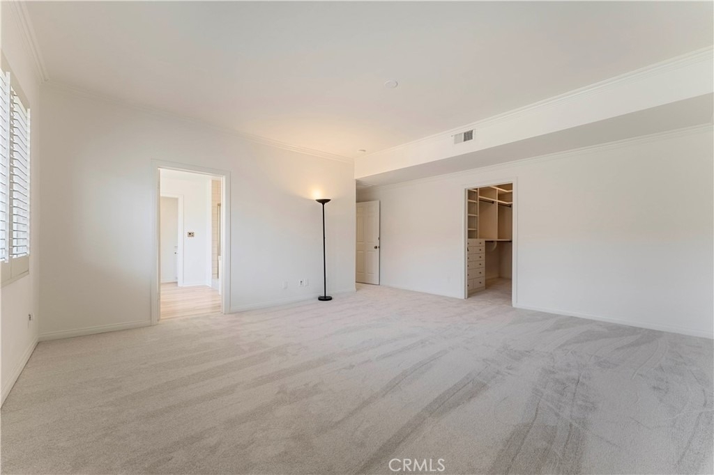 1567 Westholme - Photo 8