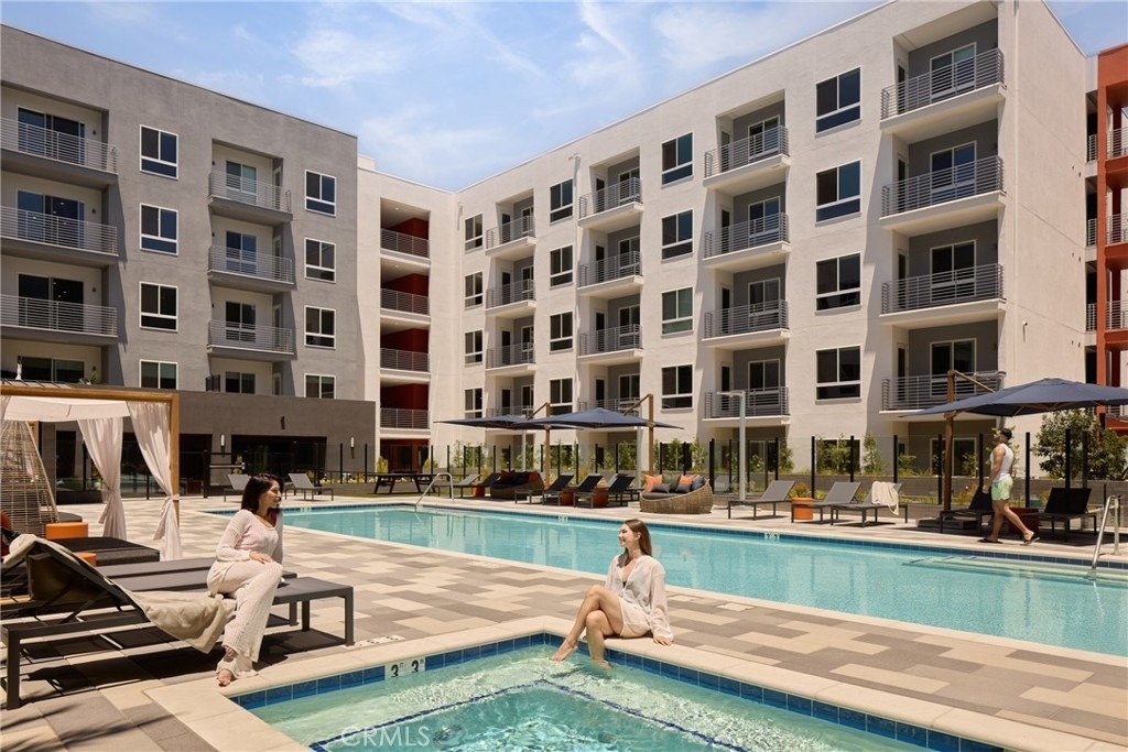 21010 Erwin Street - Photo 7