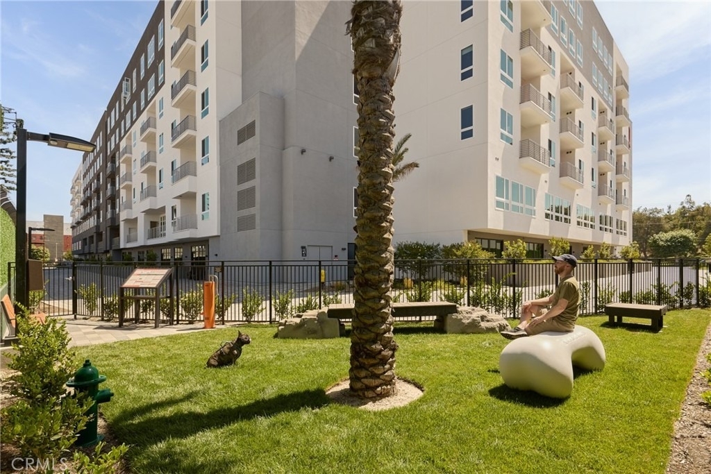 21010 Erwin Street - Photo 19