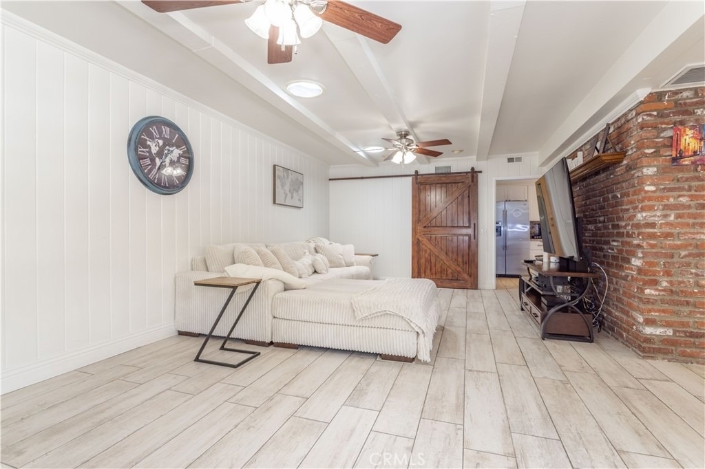 19308 Lemarsh Street - Photo 7