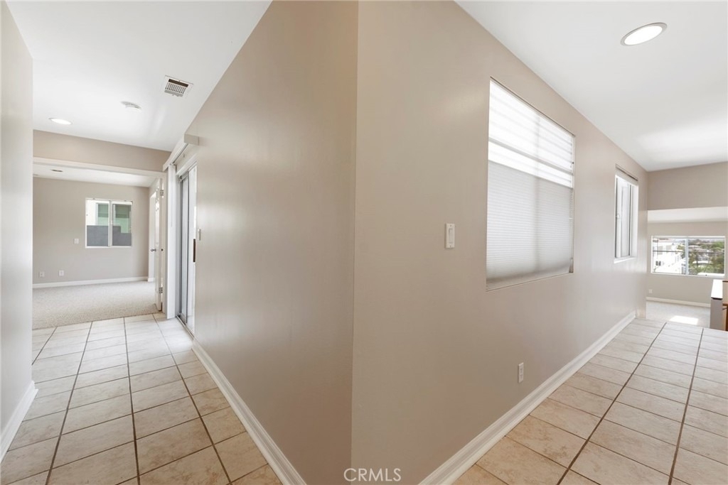 1536 Silver - Photo 21