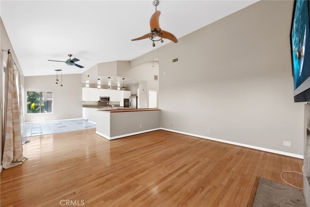 1536 Silver - Photo 10