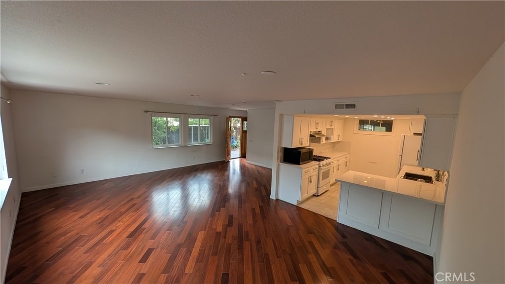 872 Lucile Avenue - Photo 12