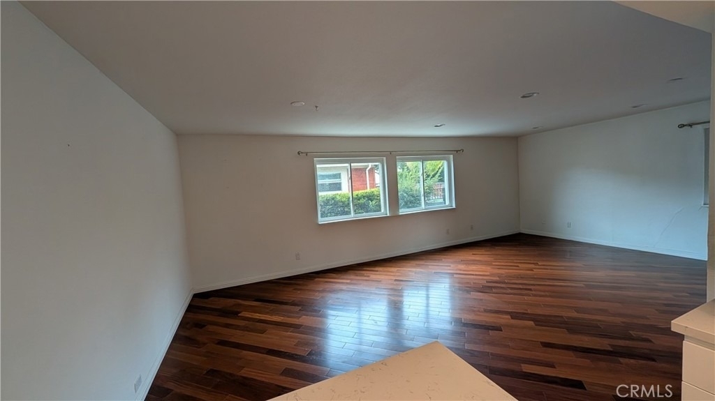 872 Lucile Avenue - Photo 11