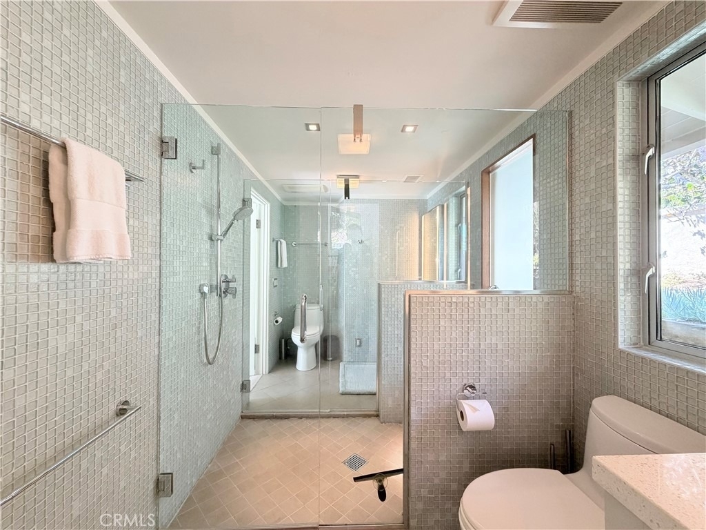 2490 Monaco Drive - Photo 13