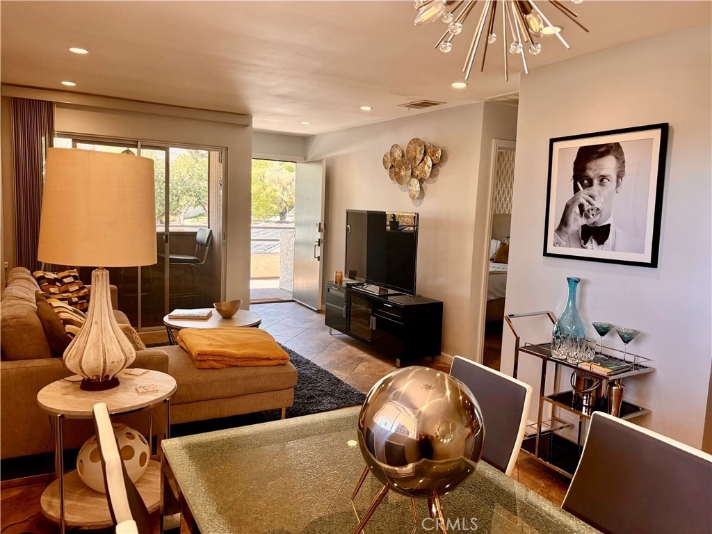 510 N Villa Court - Photo 20