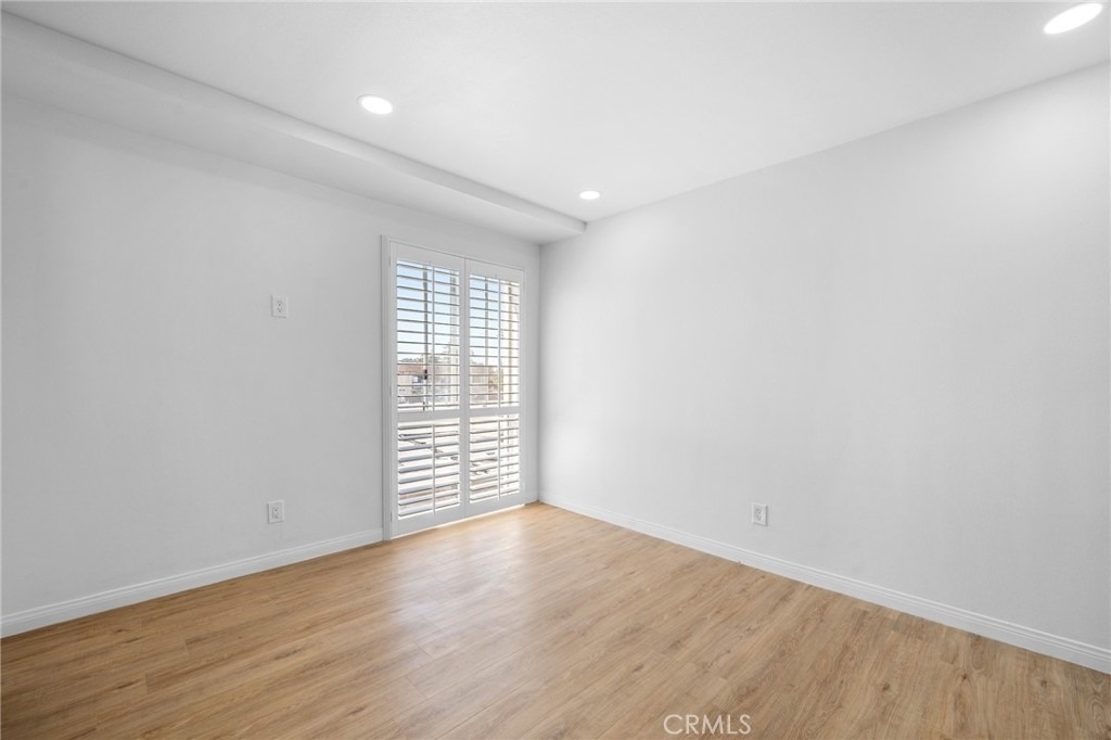 116 W Maple - Photo 21