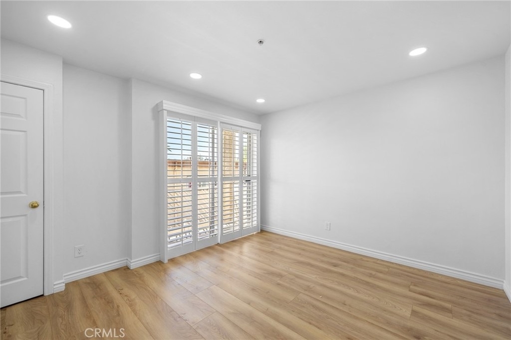 116 W Maple - Photo 9
