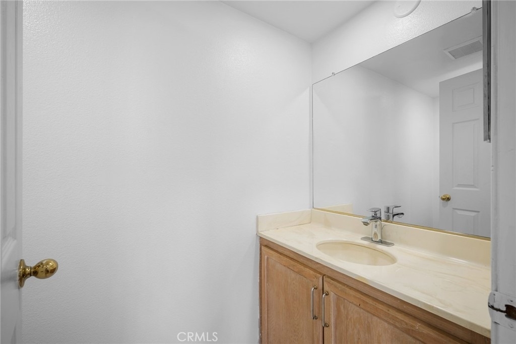 116 W Maple - Photo 14