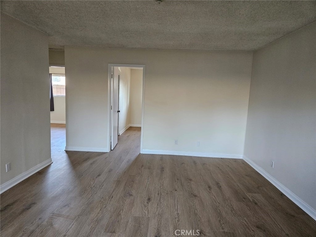 124 W Cherry - Photo 1
