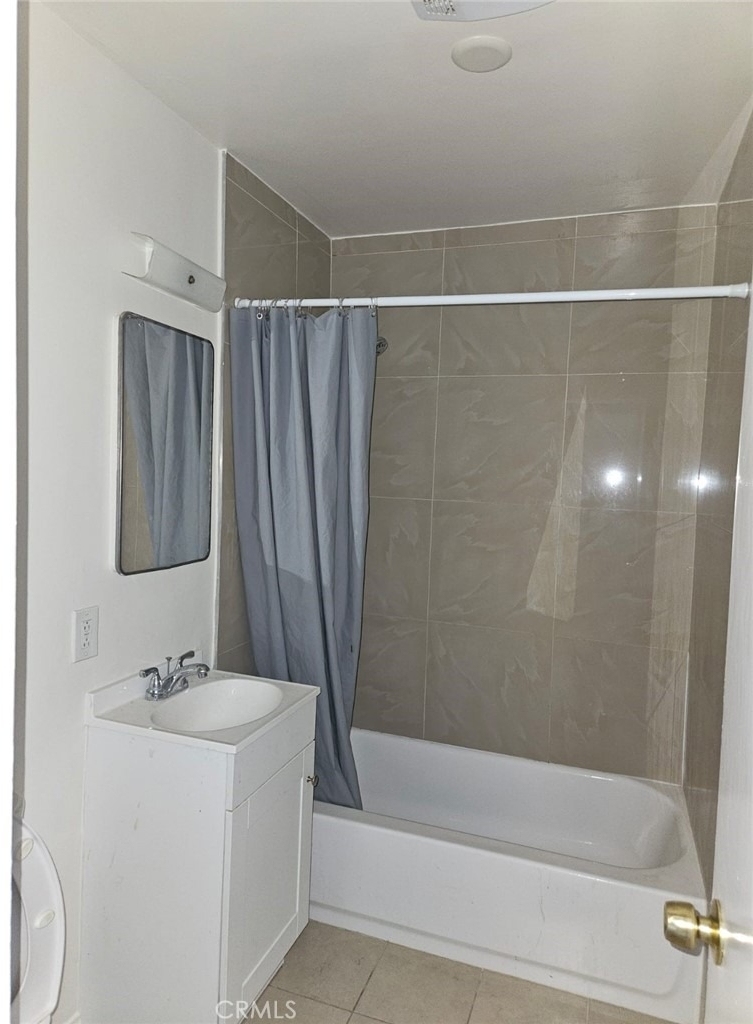 124 W Cherry - Photo 4