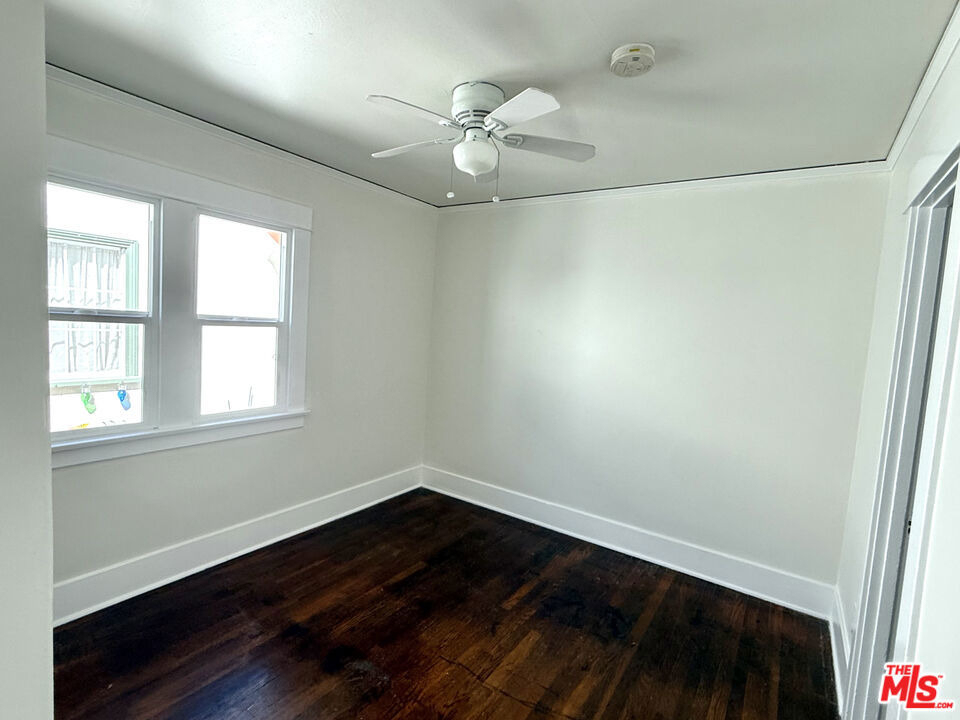 1806 9th Street - Photo 9