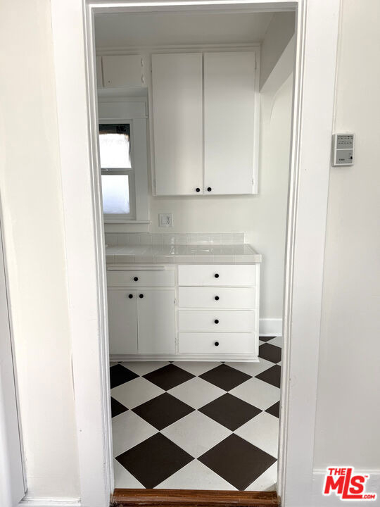 1806 9th Street - Photo 5