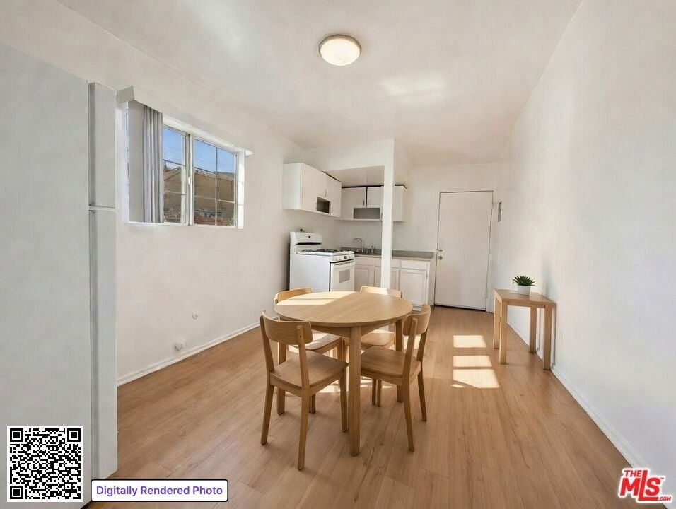 1238 W Adams Boulevard - Photo 3