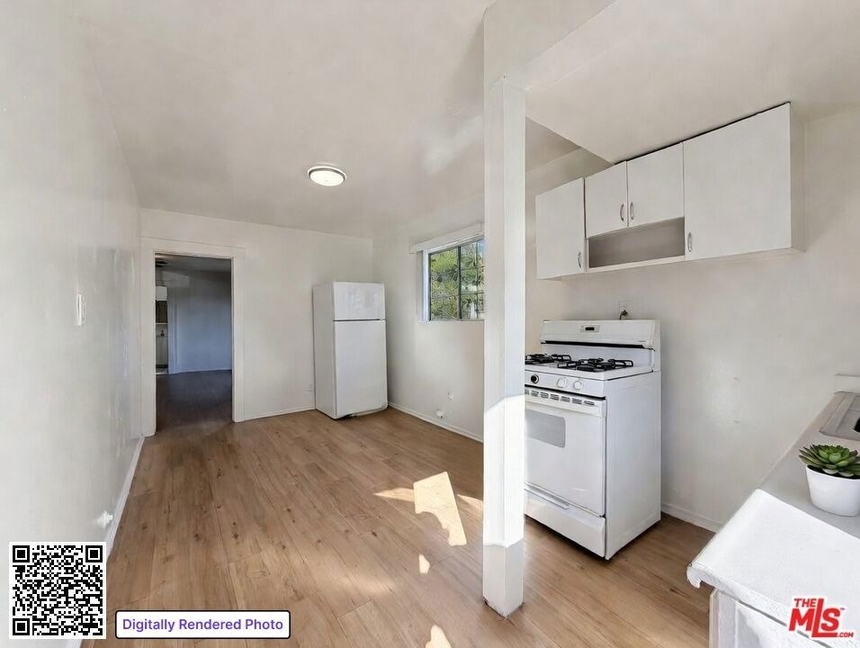 1238 W Adams Boulevard - Photo 4
