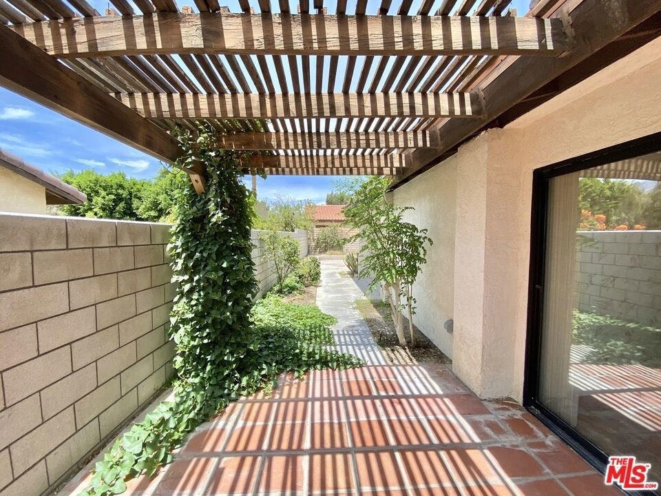 27205 Avenida Quintana - Photo 13
