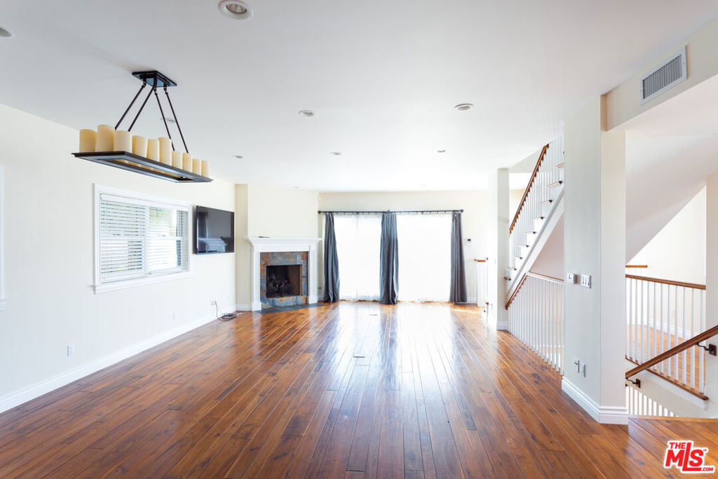 702 Pacific Ave. - Photo 10