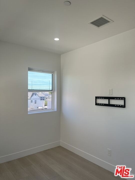 212 E 29th Street - Photo 20