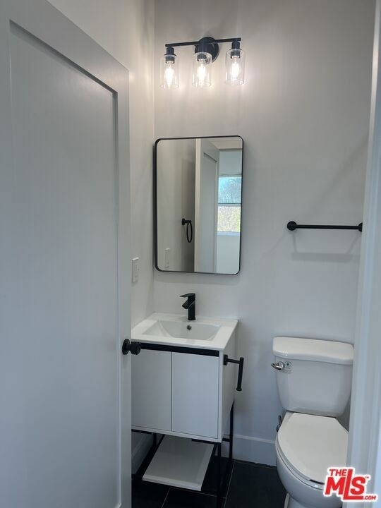 212 E 29th Street - Photo 17