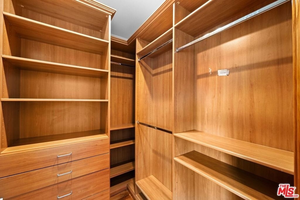 9033 Cresta Drive - Photo 30