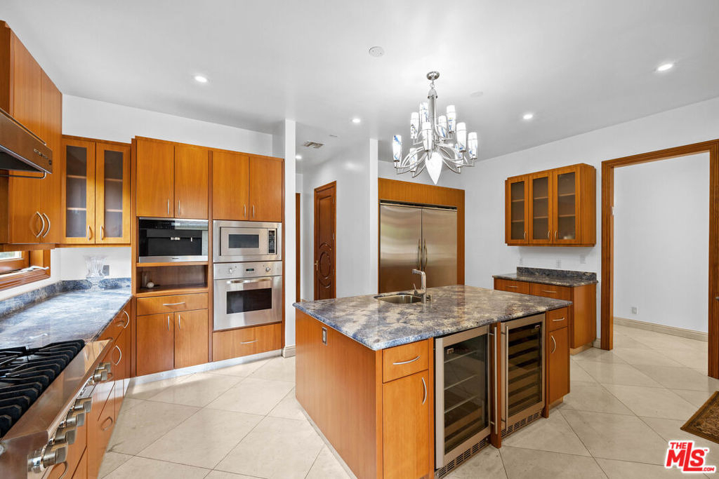 9033 Cresta Drive - Photo 15