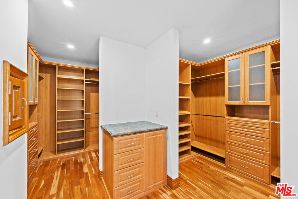 9033 Cresta Drive - Photo 26
