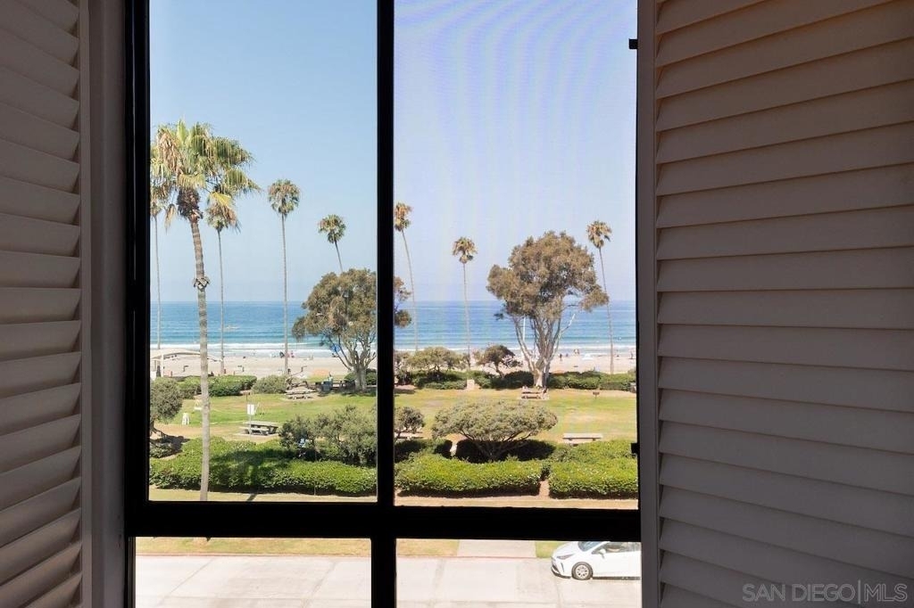 8263 Camino Del Oro - Photo 0